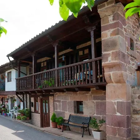 Sendero Del Saja-besaya Country house *